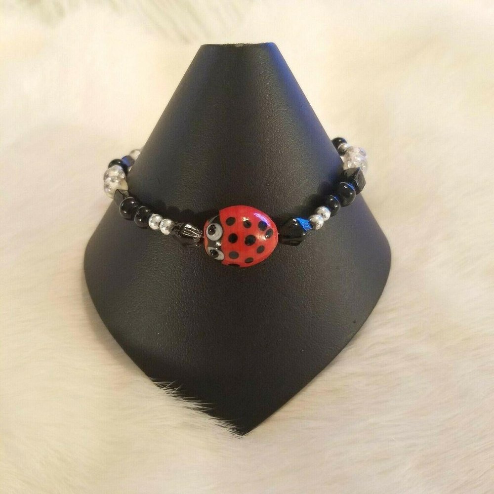 Artsy Ladybug Bracelet Beaded‎ Good Luck Red Black Insect Boho Glass 3965